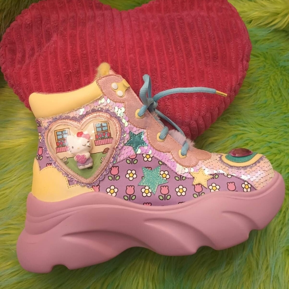 Irregular Choice Hello Kitty Boots - Picture 10 of 16